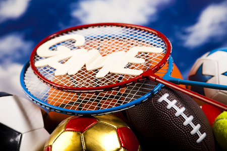 逐与辉煌收 逐与辉煌收